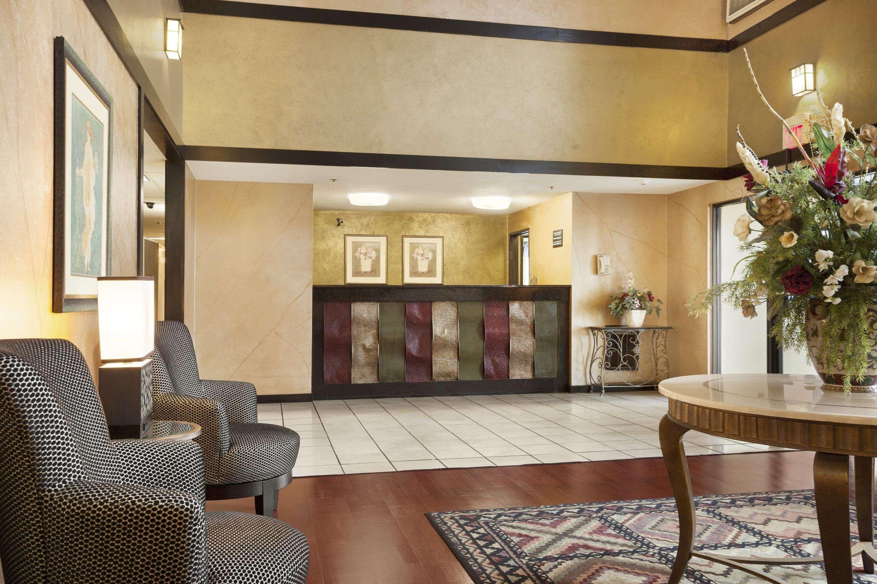 Super 8 By Wyndham Milwaukee Airport Hotel Luaran gambar
